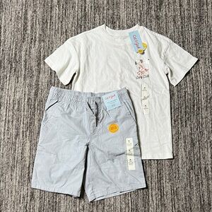 Cat & Jack - White T-Shirt and Light Gray Shorts Set Size M (8)